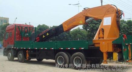 廠家直銷多噸位大型隨車吊，全國送車上門，程力專車鉅惠來襲